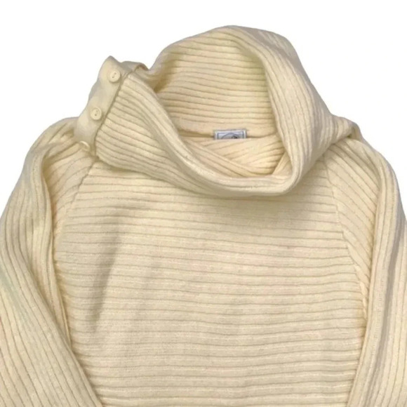 Vintage Oversized Sweater Dress - Picture 7 of 11